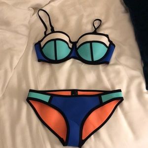 Triangle neoprene swimsuit